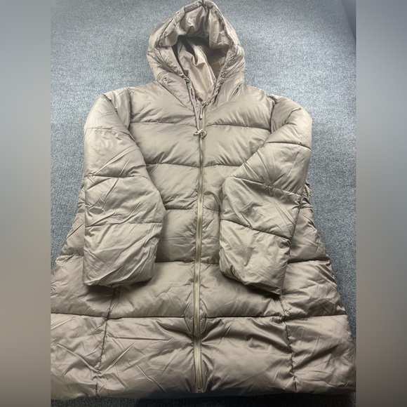 Winter Clearance! Fashion to Figure 3X Long Puffer Coat Taupe Hooded - Picture 5 of 10